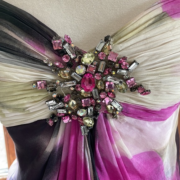 Circa 2010 Jovani Strapless Prom Dress - Picture 5 of 11